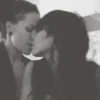 Girls kisses 10