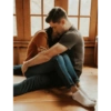 Kiss hug couple 3 23
